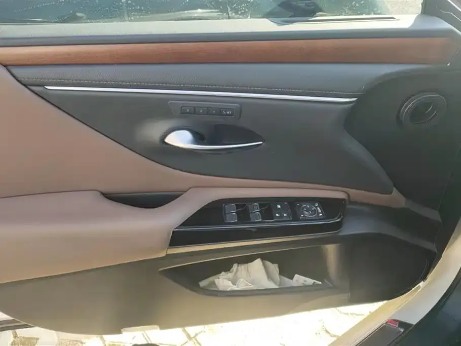 Lexus ES 2023 из CN, фото 7