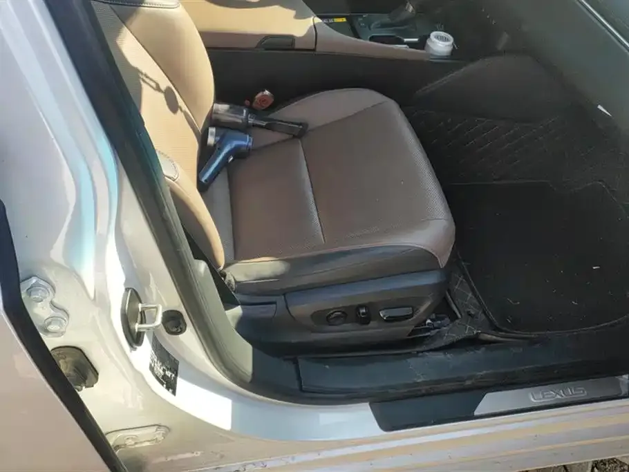 Lexus ES 2023 из CN, фото 8