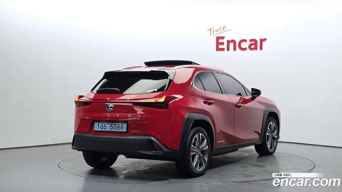 Lexus UX 2022 из KR, фото 2