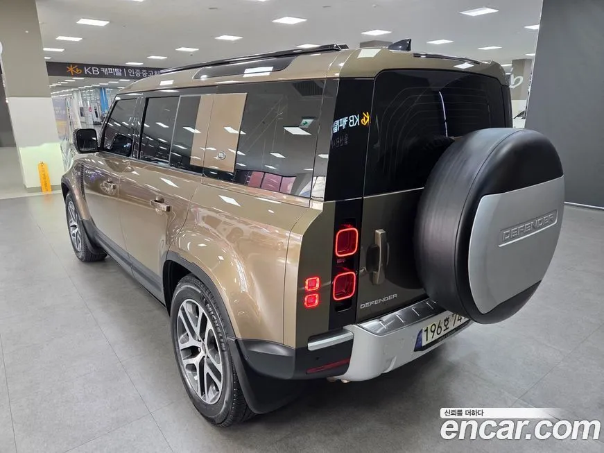 Land Rover Defender — фото 2
