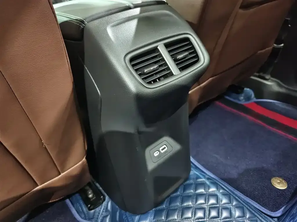 Buick Envision Plus — фото 4