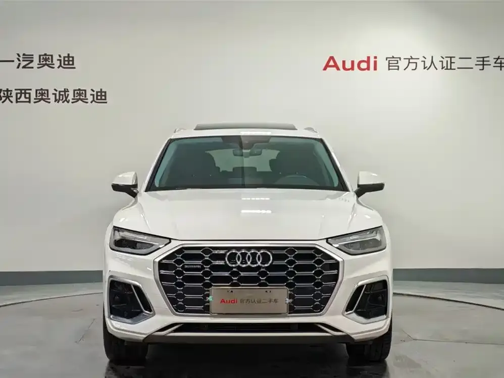 Audi Q5L 2021 из CN, фото 2