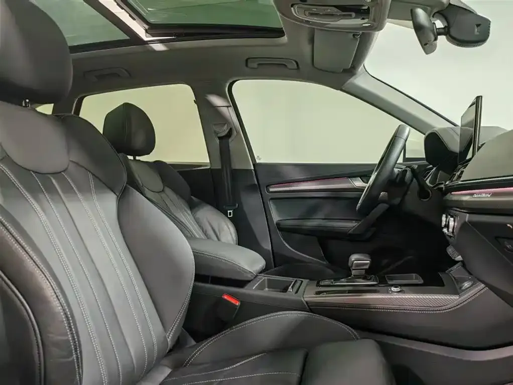 Audi Q5L 2021 из CN, фото 8