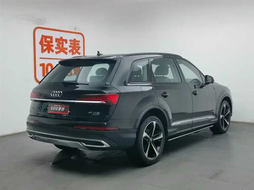 Audi Q7 2022 из CN, фото 3