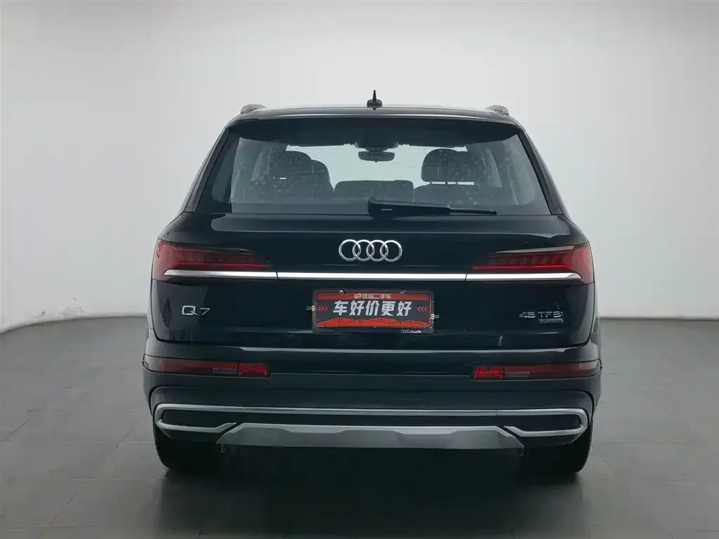 Audi Q7 2022 из CN, фото 4