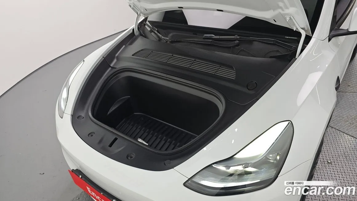 Tesla Model Y 2024 из KR, фото 6