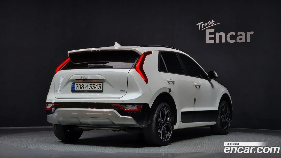Kia Niro 2023 из KR, фото 2