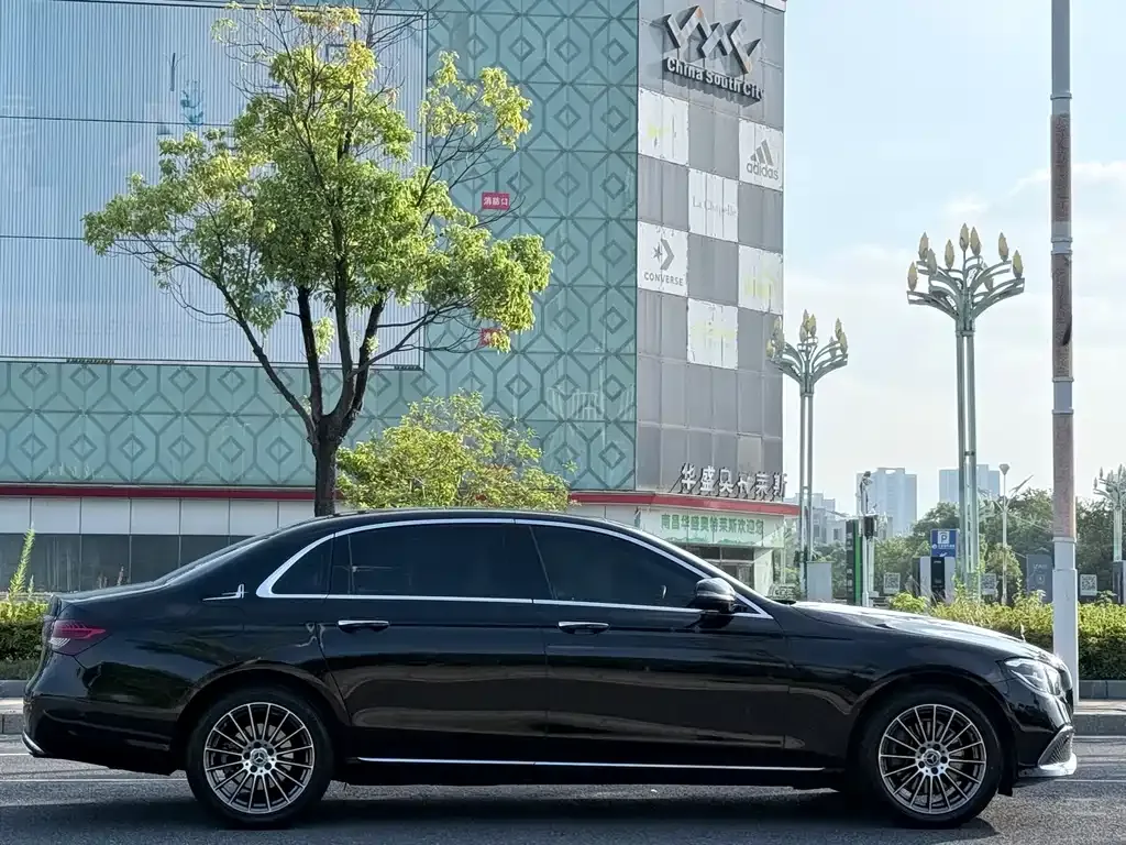 [object Object] E-Class 2023 из CN, фото 4