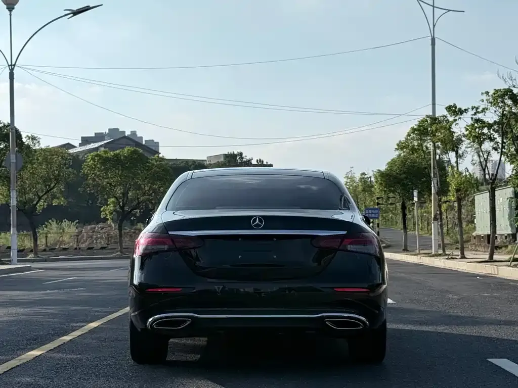 [object Object] E-Class 2023 из CN, фото 6