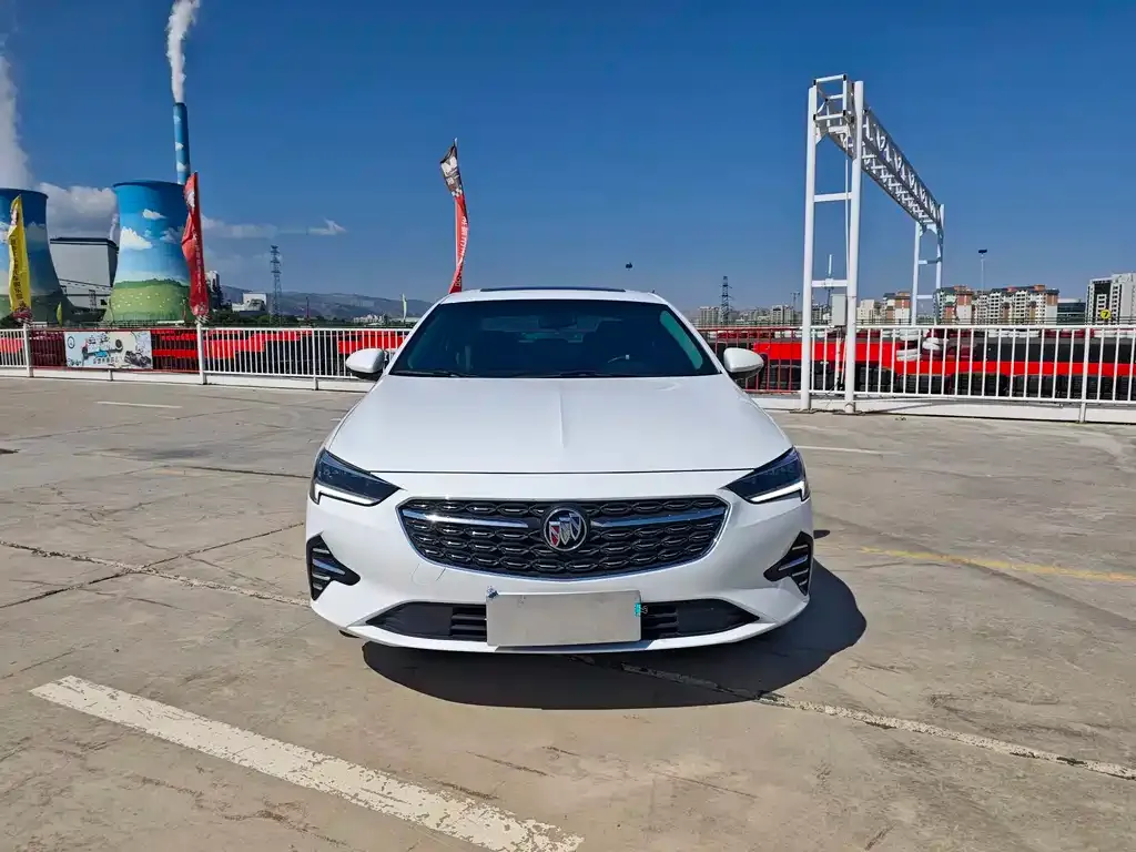 Buick Regal — фото 2