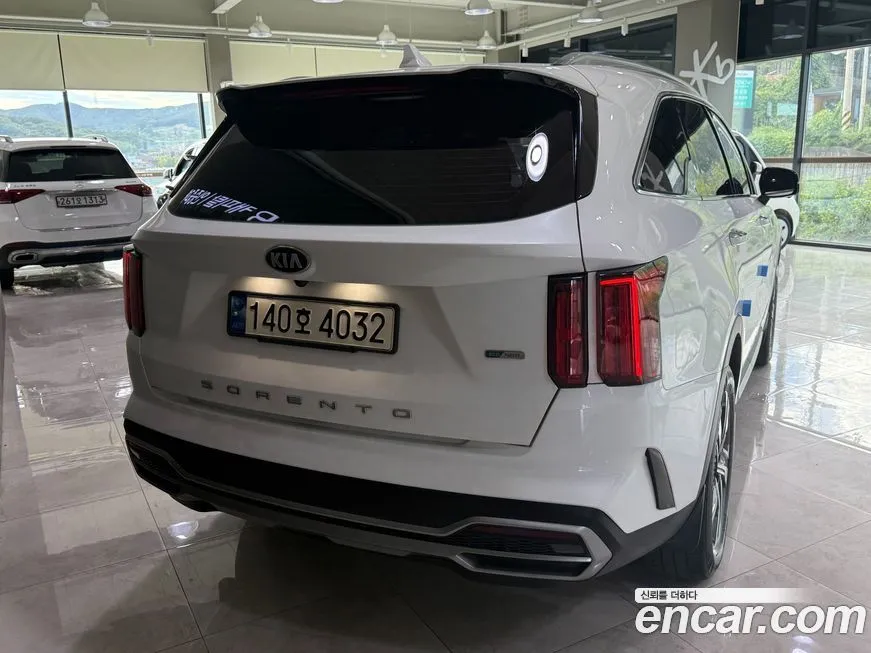 Kia Sorento — фото 3