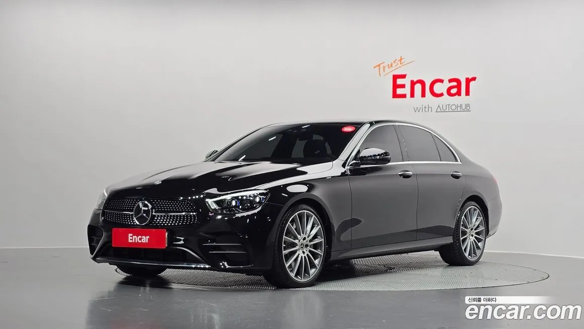 Mercedes-Benz E-Class — фото 1