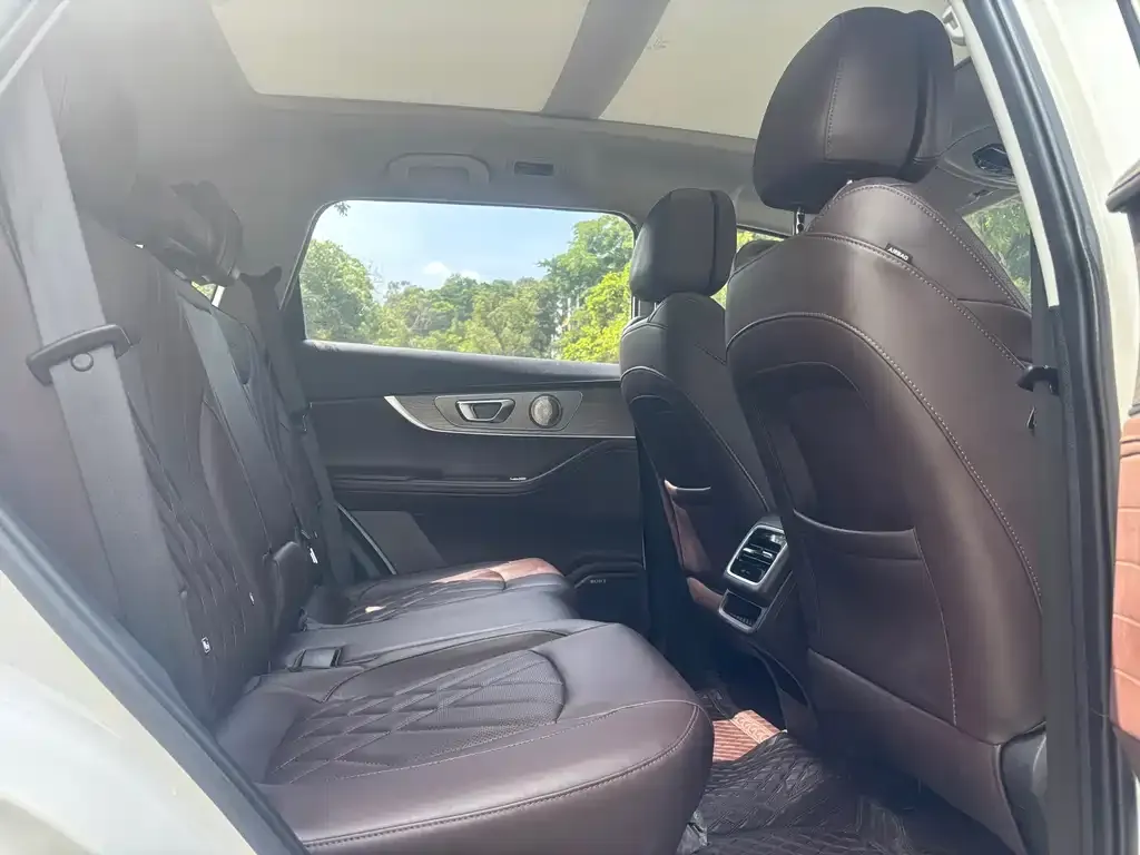 Chery Tiggo 8 PRO NEV 2023 из CN, фото 10