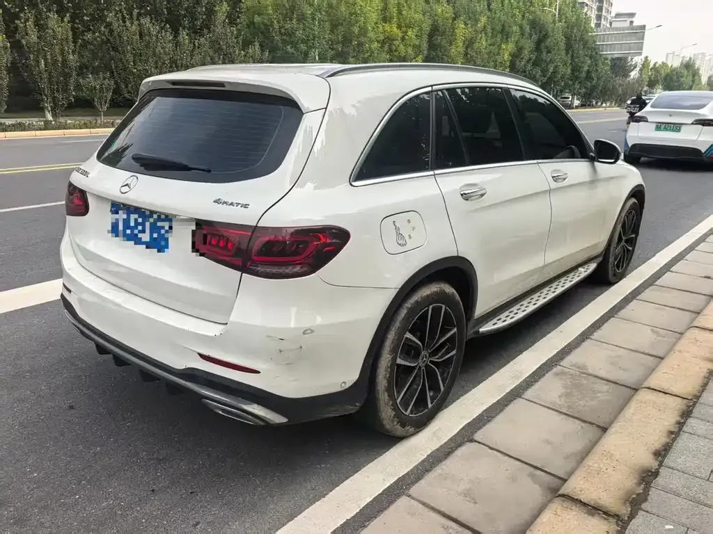 Mercedes-Benz GLC — фото 9