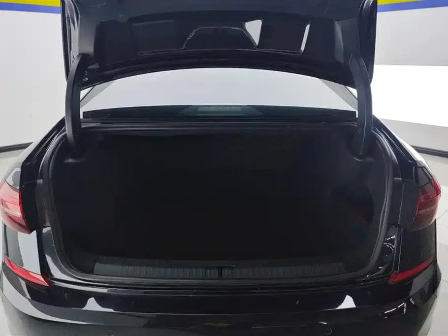 Volkswagen Passat 2021 из CN, фото 4