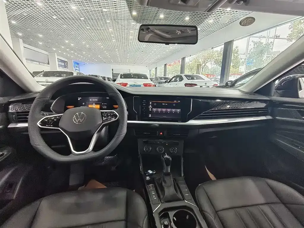 Volkswagen Passat — фото 9