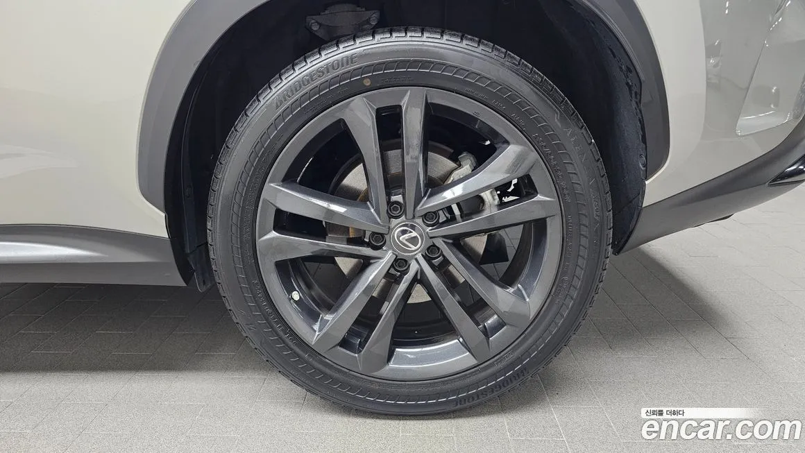 Lexus NX 2022 из KR, фото 5