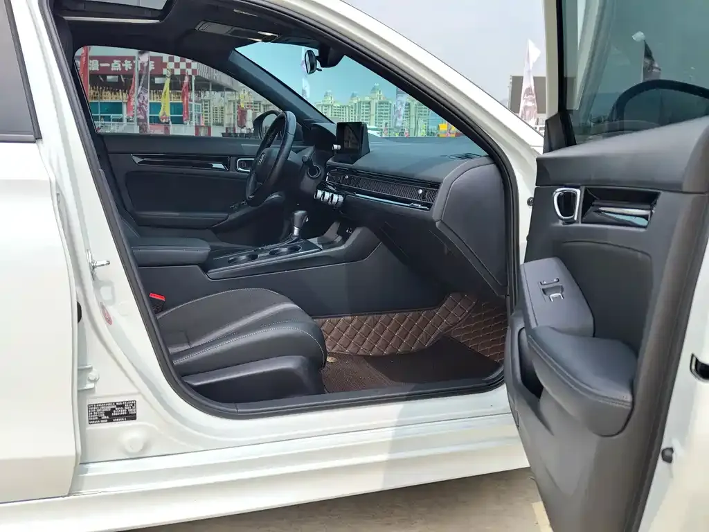 Honda Civic — фото 10