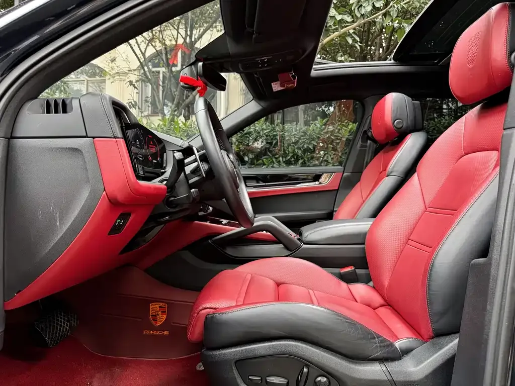 Porsche Cayenne 2024 из CN, фото 4