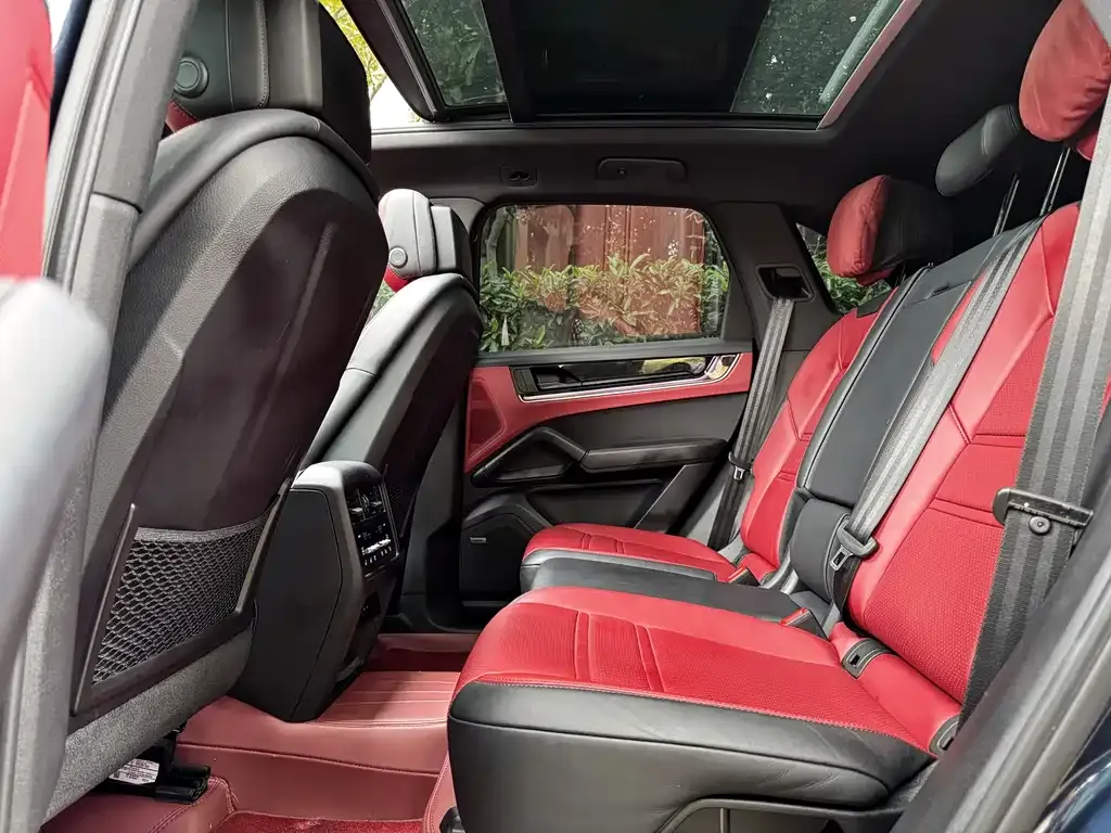 Porsche Cayenne 2024 из CN, фото 6