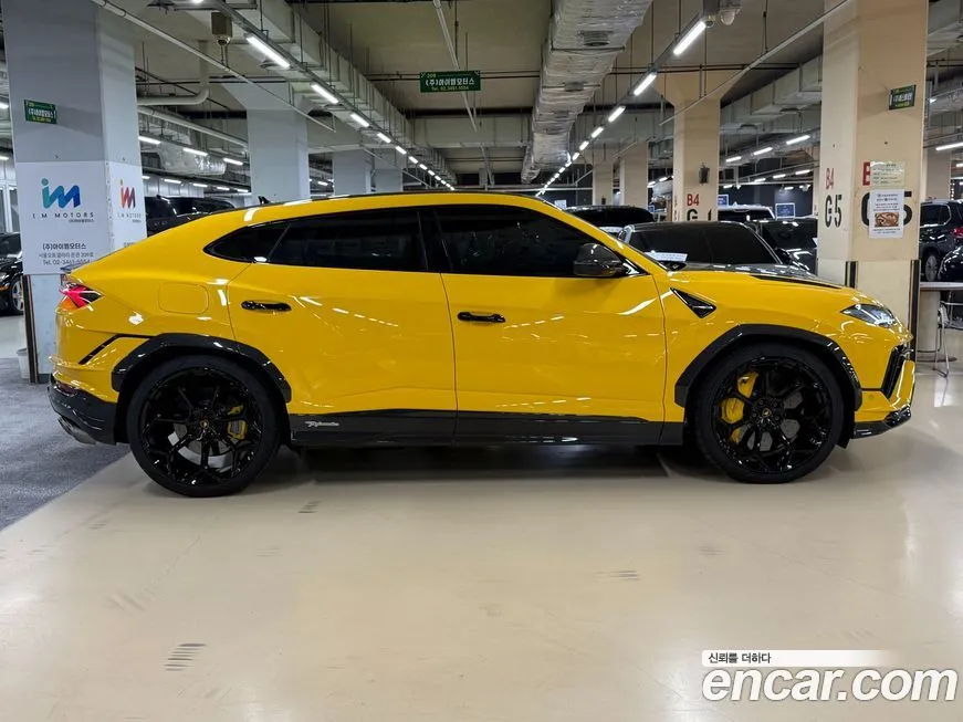 Lamborghini Urus — фото 3