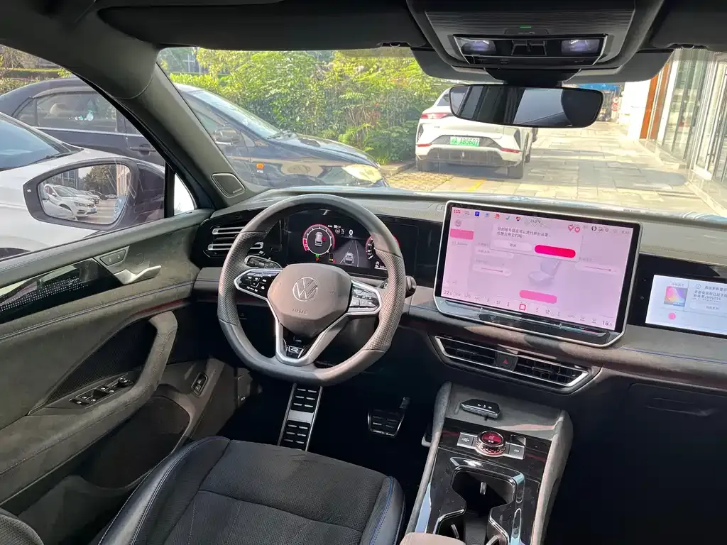 Volkswagen Tiguan L 2024 из CN, фото 10