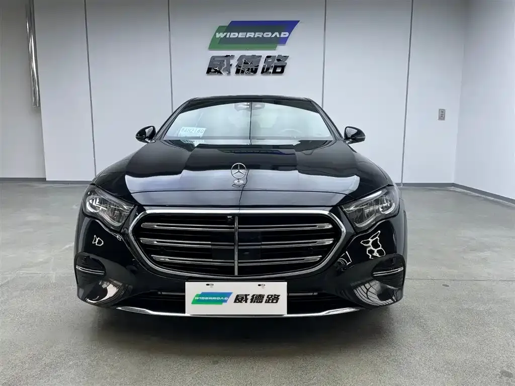 Mercedes-Benz E-Class 2024 из CN, фото 2