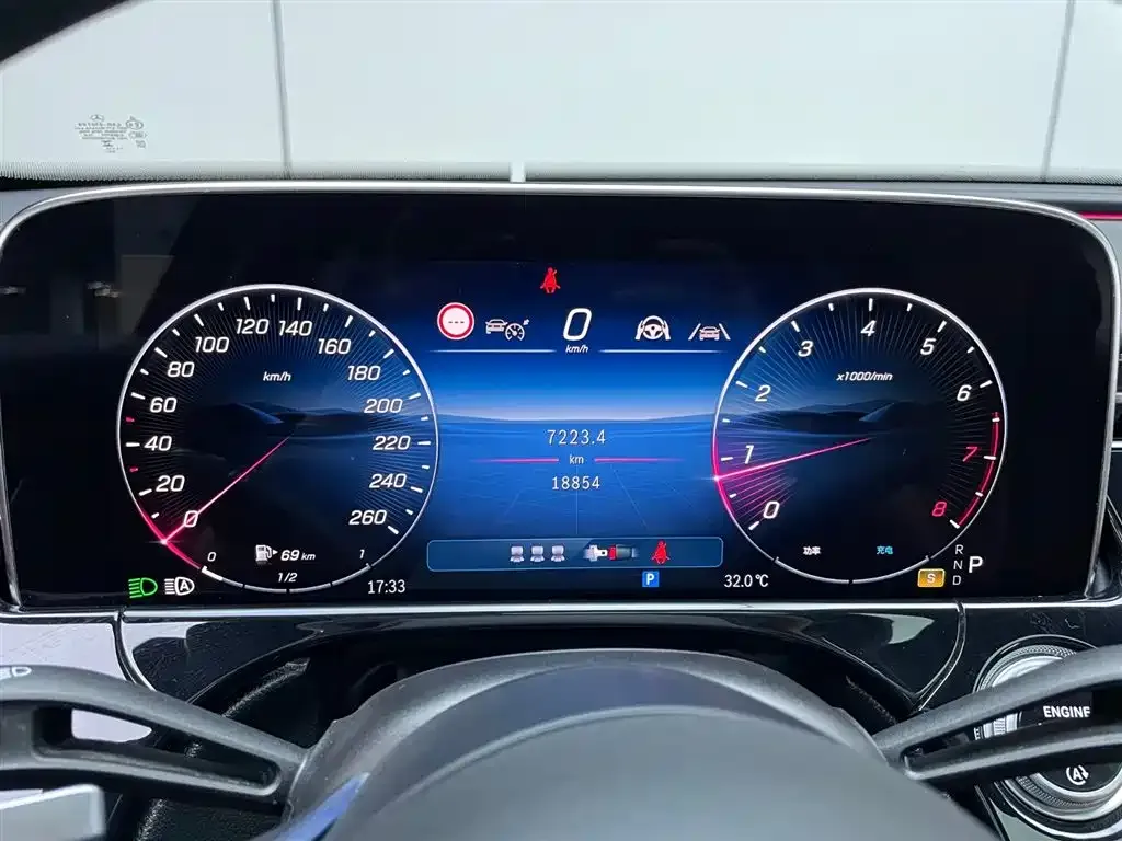 Mercedes-Benz E-Class 2024 из CN, фото 8