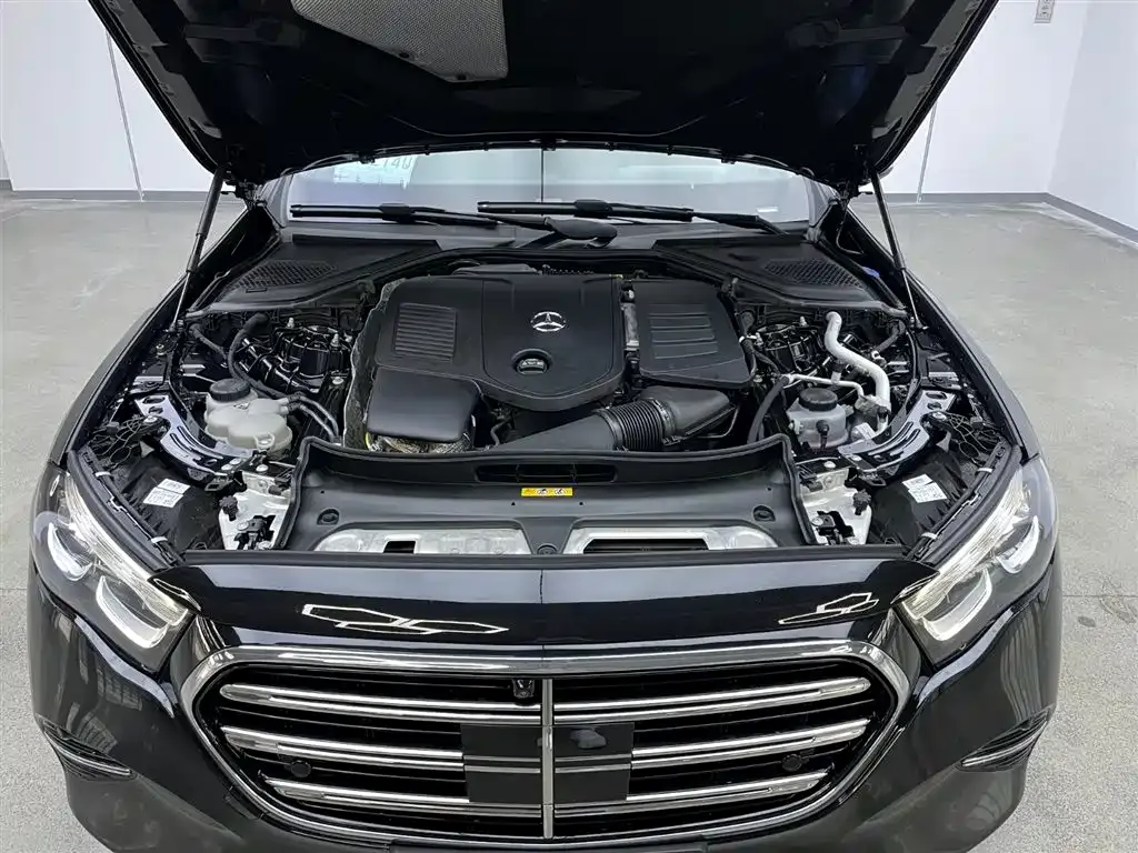 Mercedes-Benz E-Class 2024 из CN, фото 9