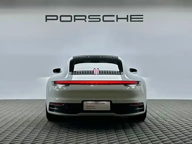 Porsche 911 2023 из CN, фото 5
