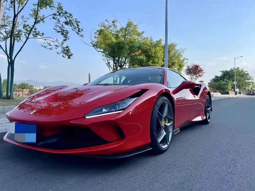 Ferrari F8 — фото 1