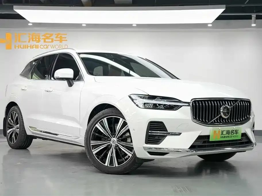 Volvo XC60 PHEV 2022 из CN, фото 3