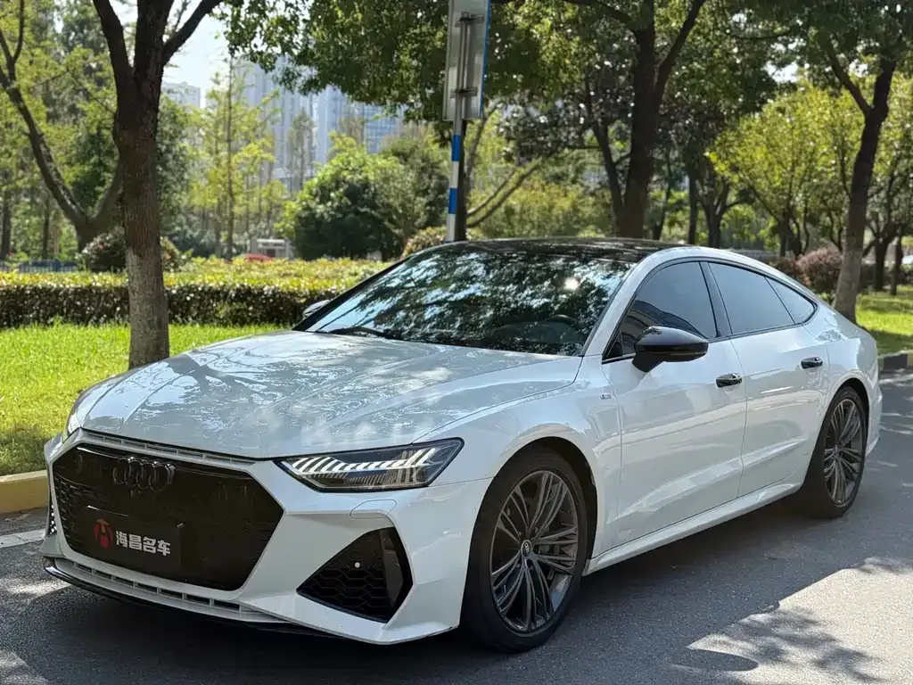 Audi A7 2022 из CN, фото 1