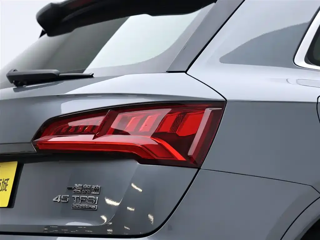 Audi Q5L 2021 из CN, фото 5