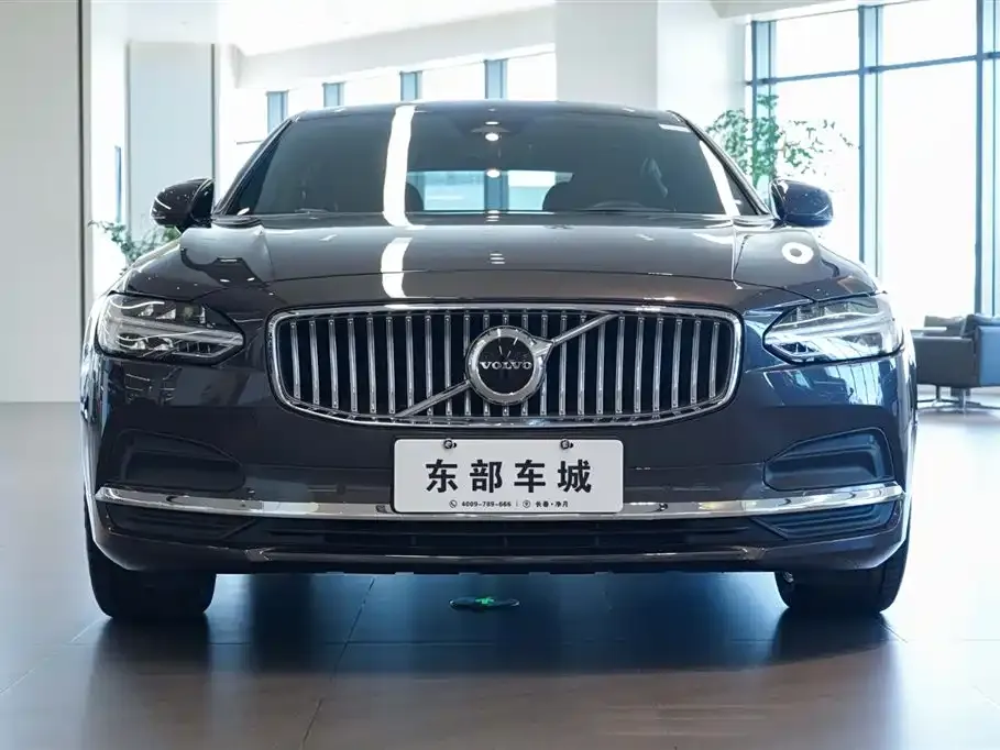 Volvo S90 2023 из CN, фото 2