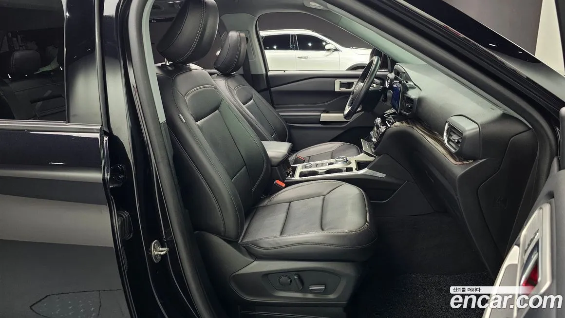 Ford Explorer 2022 из KR, фото 10