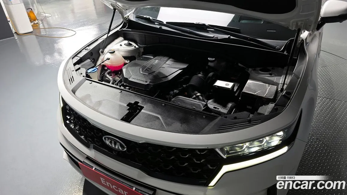 Kia Sorento — фото 6
