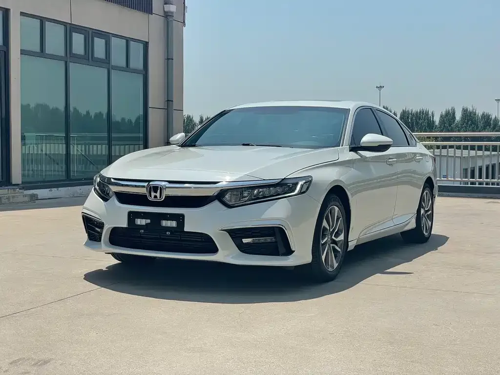 Honda Inspire — фото 1