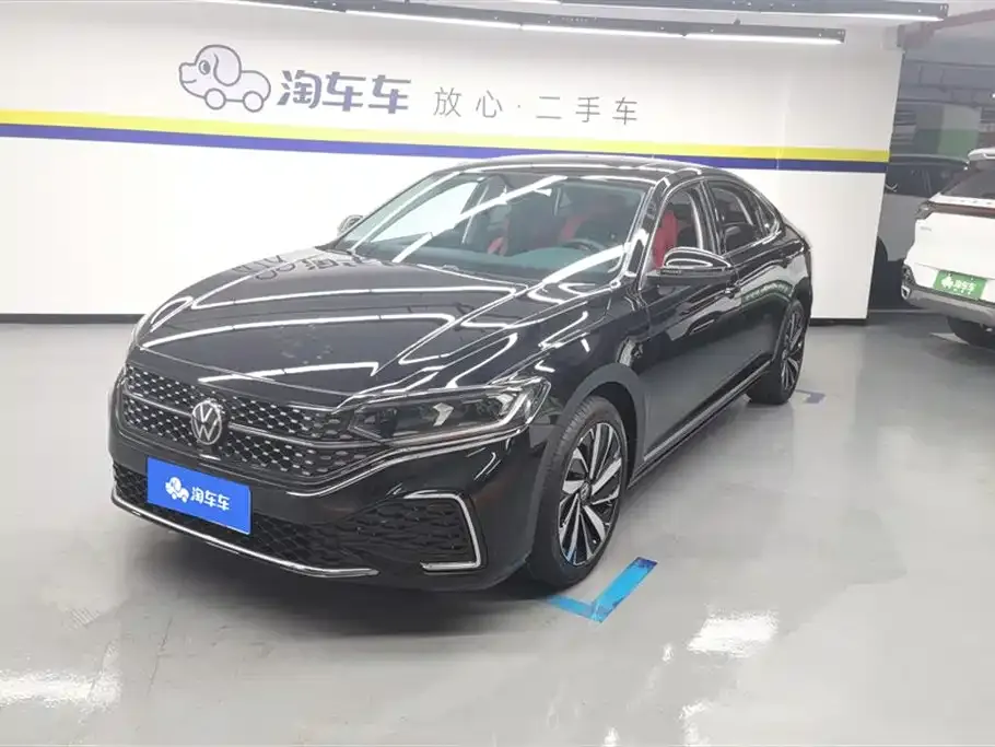 Volkswagen Passat 2023 из CN, фото 1