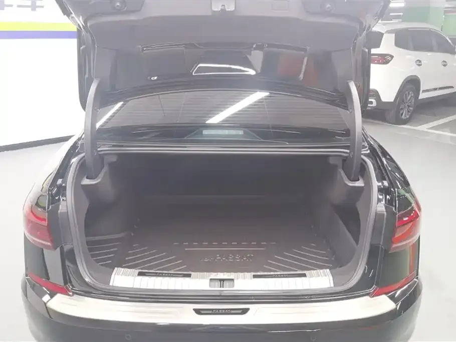 Volkswagen Passat 2023 из CN, фото 4