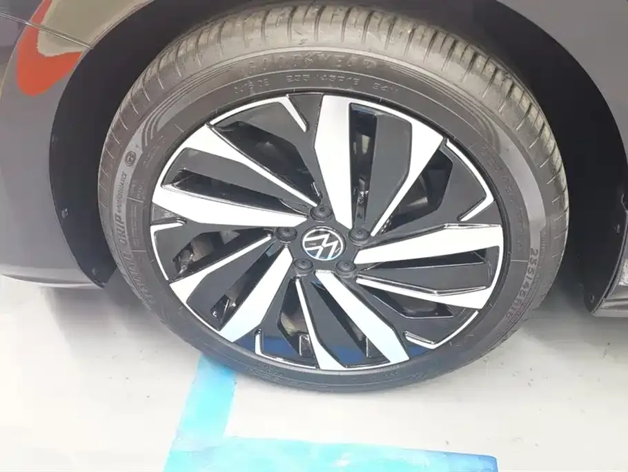 Volkswagen Passat 2023 из CN, фото 6