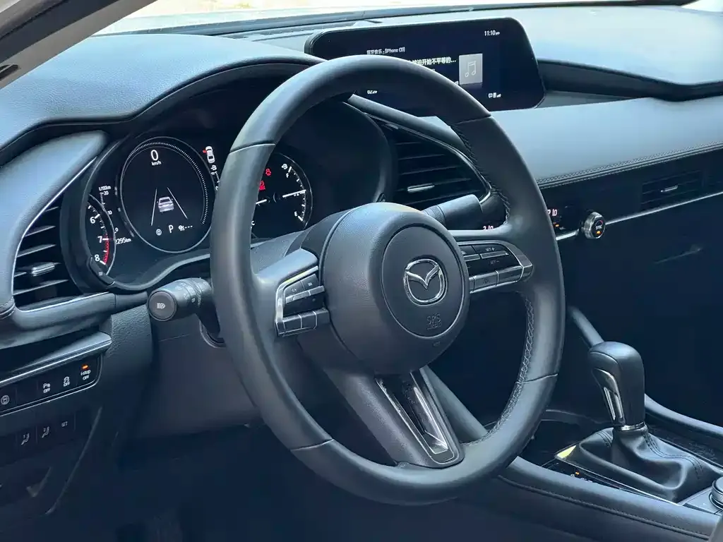 Mazda 3 Axela 2023 из CN, фото 10
