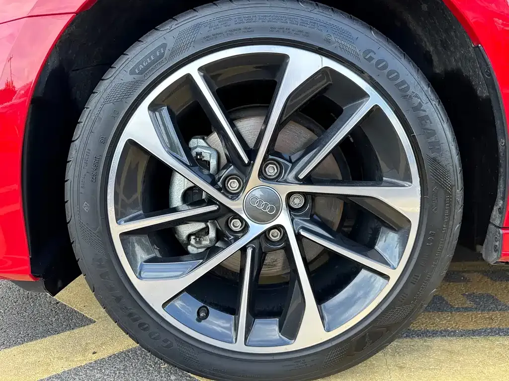 Audi A3 2024 из CN, фото 3