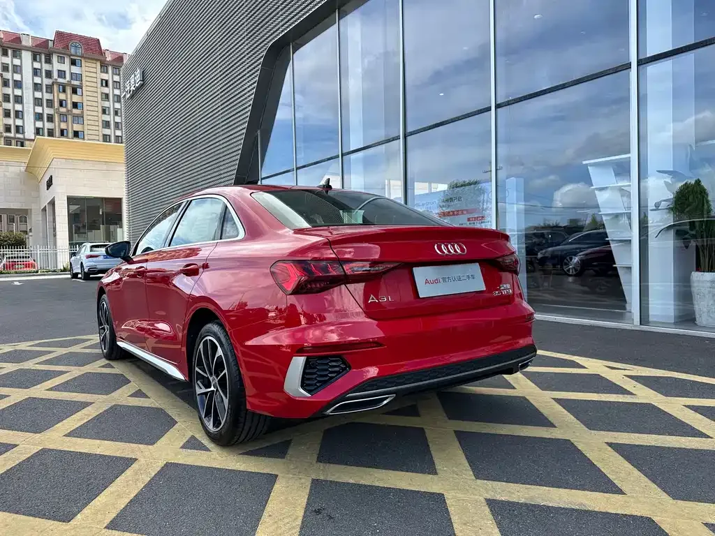 Audi A3 2024 из CN, фото 5
