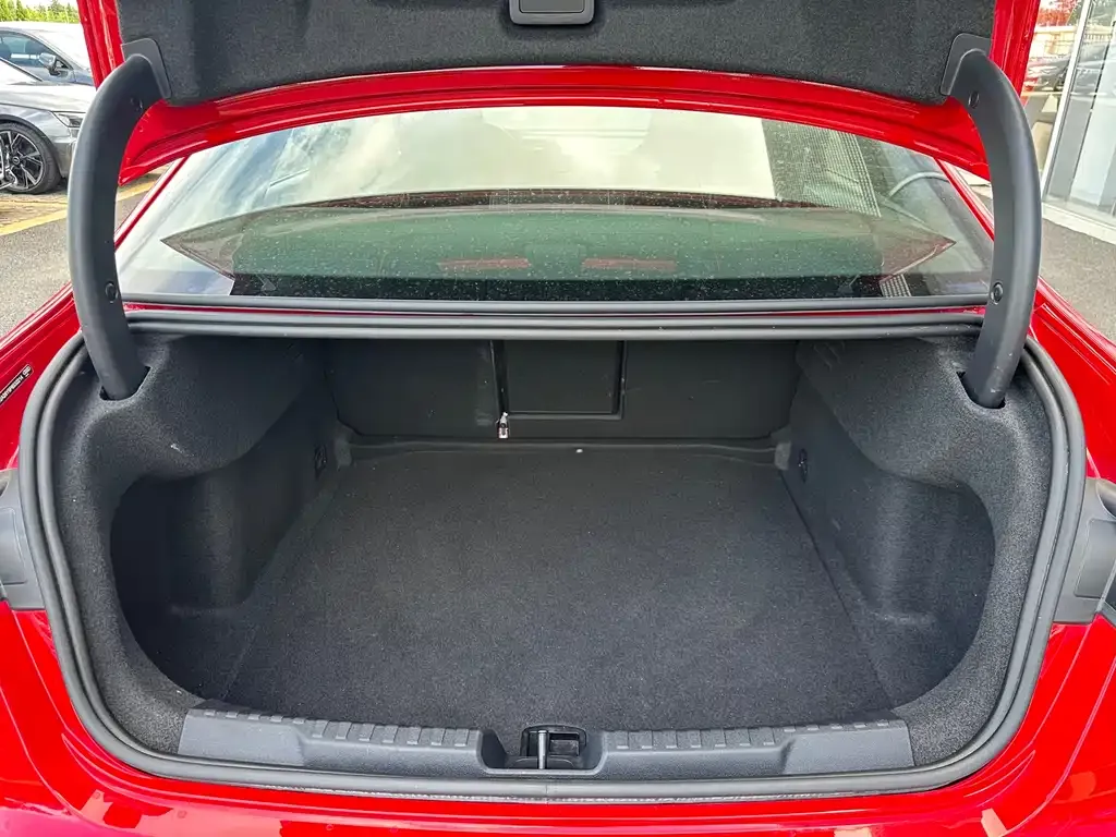 Audi A3 2024 из CN, фото 7