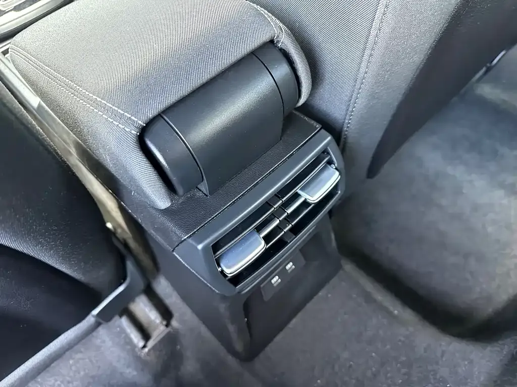 Audi A3 2024 из CN, фото 9