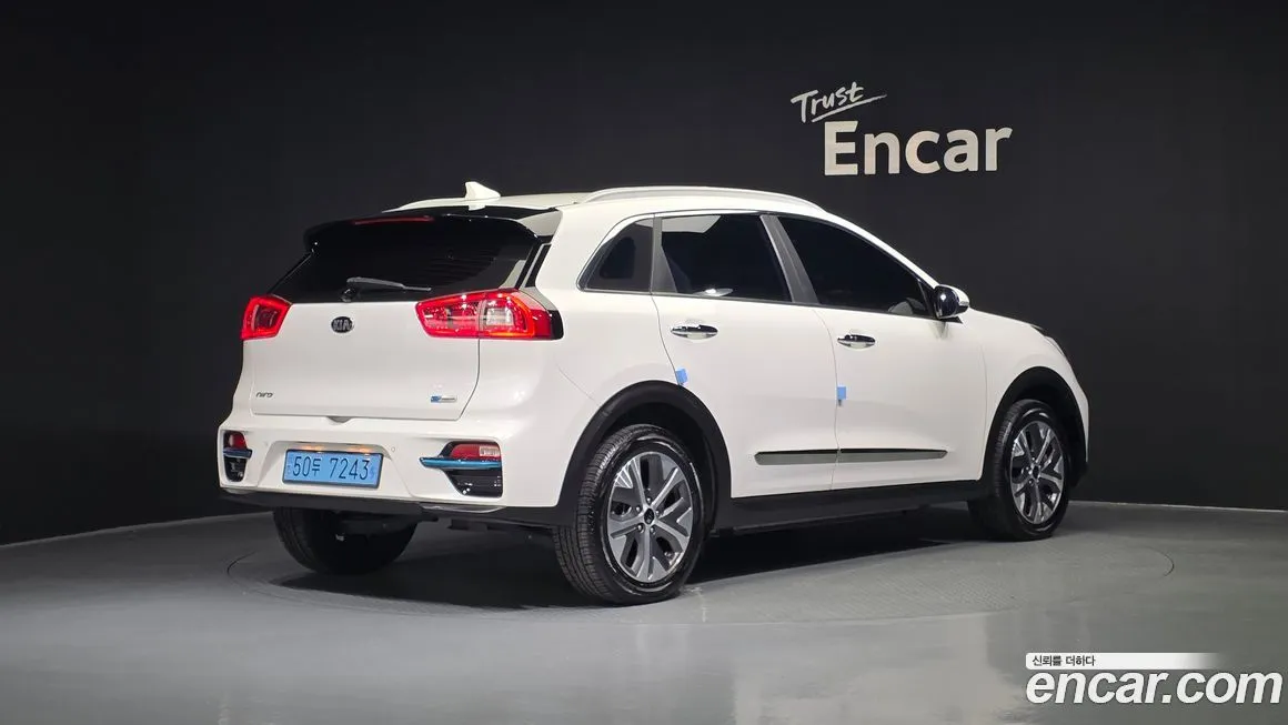 Kia Niro 2021 из KR, фото 2