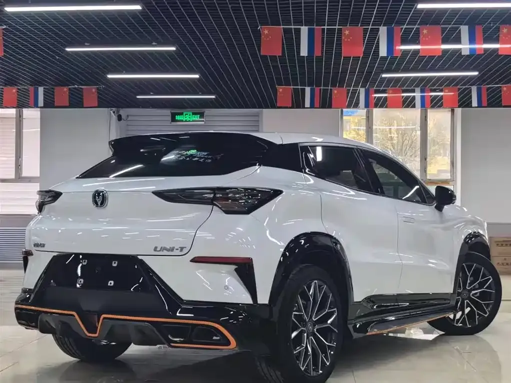 Changan UNI-T 2023 из CN, фото 4