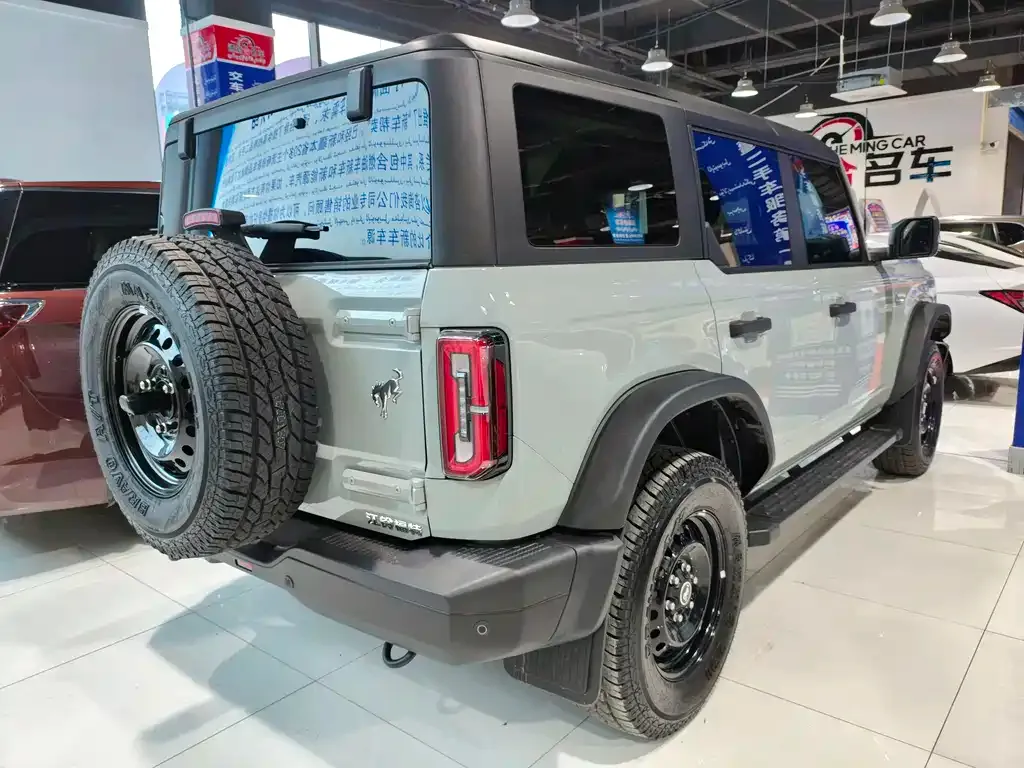 Ford Bronco 2025 из CN, фото 9