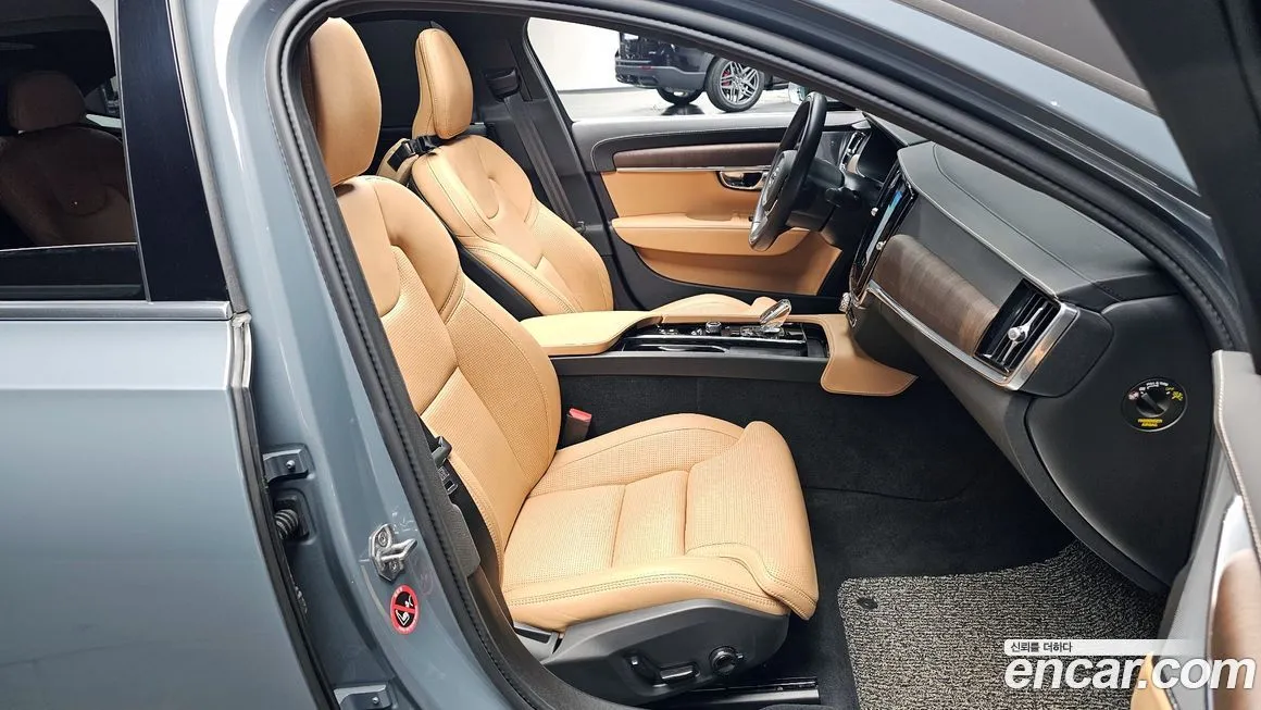 Volvo S90 — фото 10